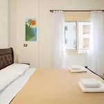 Apartamento Beachside With Sea View
