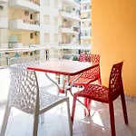 Beachside With Sea View Apartamento Vlorë
