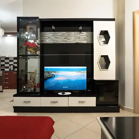 Beachside With Sea View Appartement Vlorë